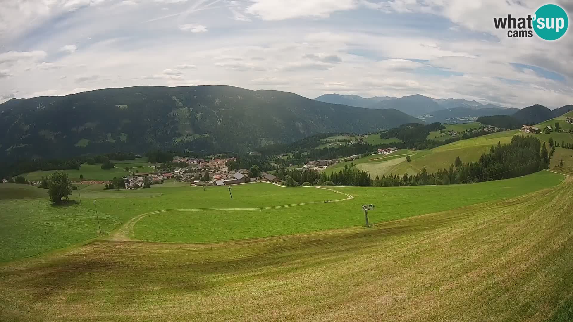 Spletna kamera Terenten (1210m) – Pogled v živo na dolino Pusteria