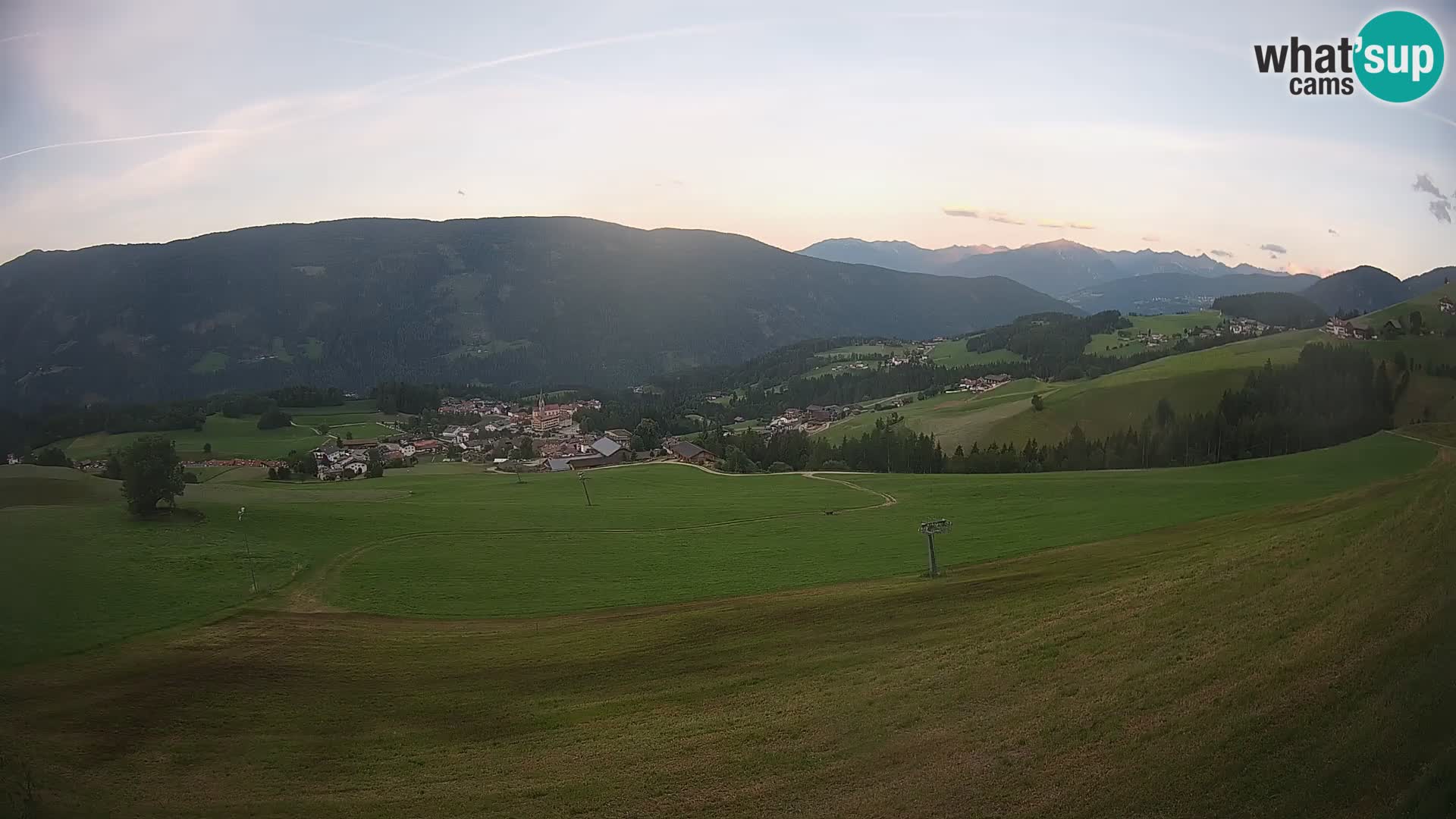 Spletna kamera Terenten (1210m) – Pogled v živo na dolino Pusteria