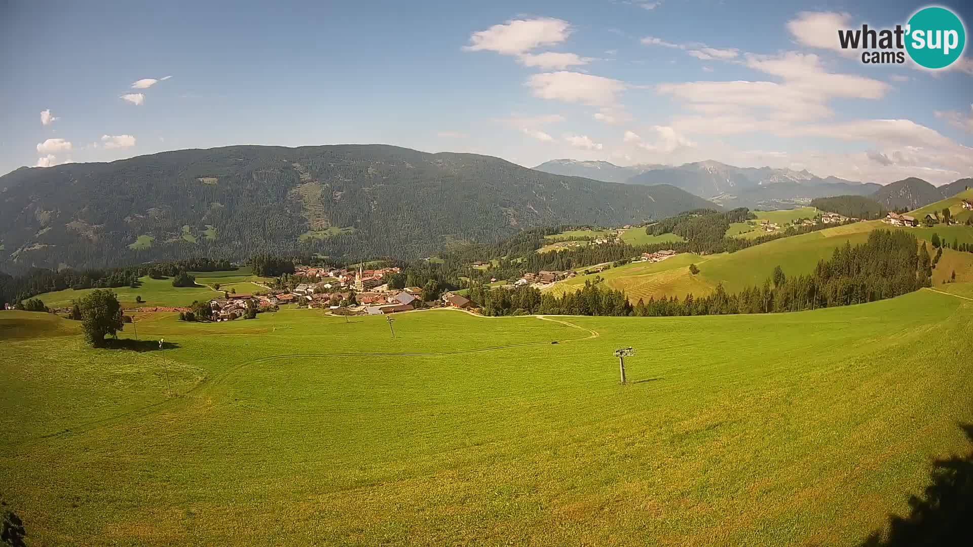 Spletna kamera Terenten (1210m) – Pogled v živo na dolino Pusteria