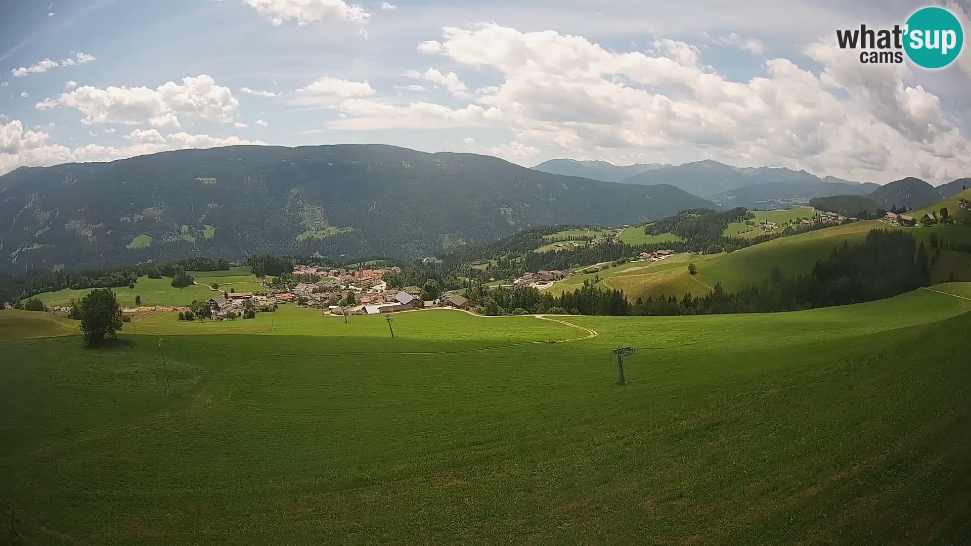 Spletna kamera Terenten (1210m) – Pogled v živo na dolino Pusteria