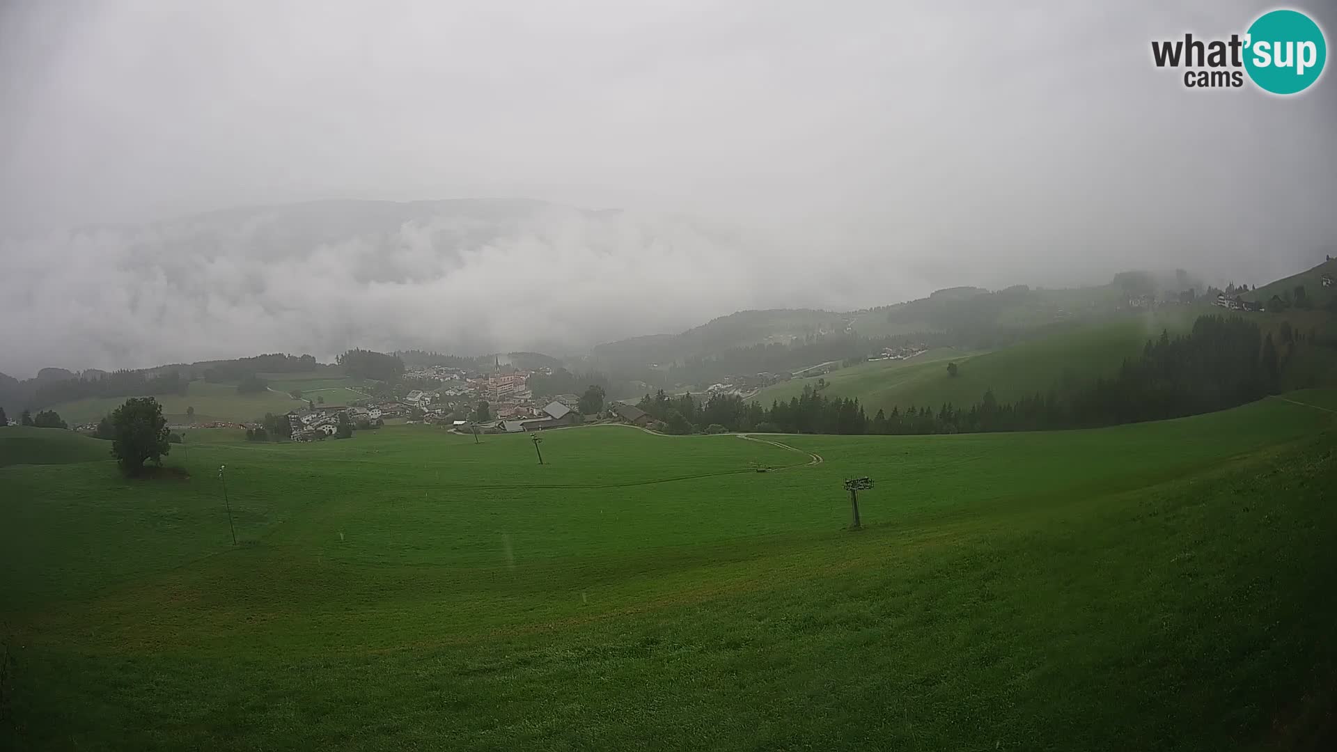 Spletna kamera Terenten (1210m) – Pogled v živo na dolino Pusteria