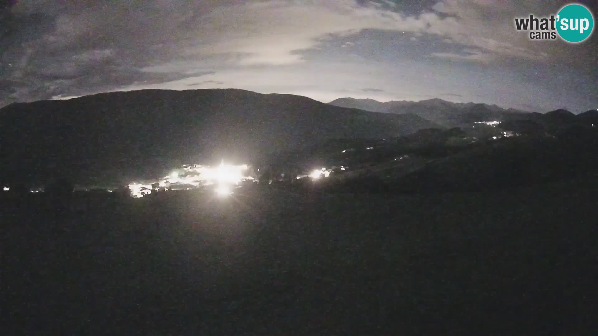 Spletna kamera Terenten (1210m) – Pogled v živo na dolino Pusteria