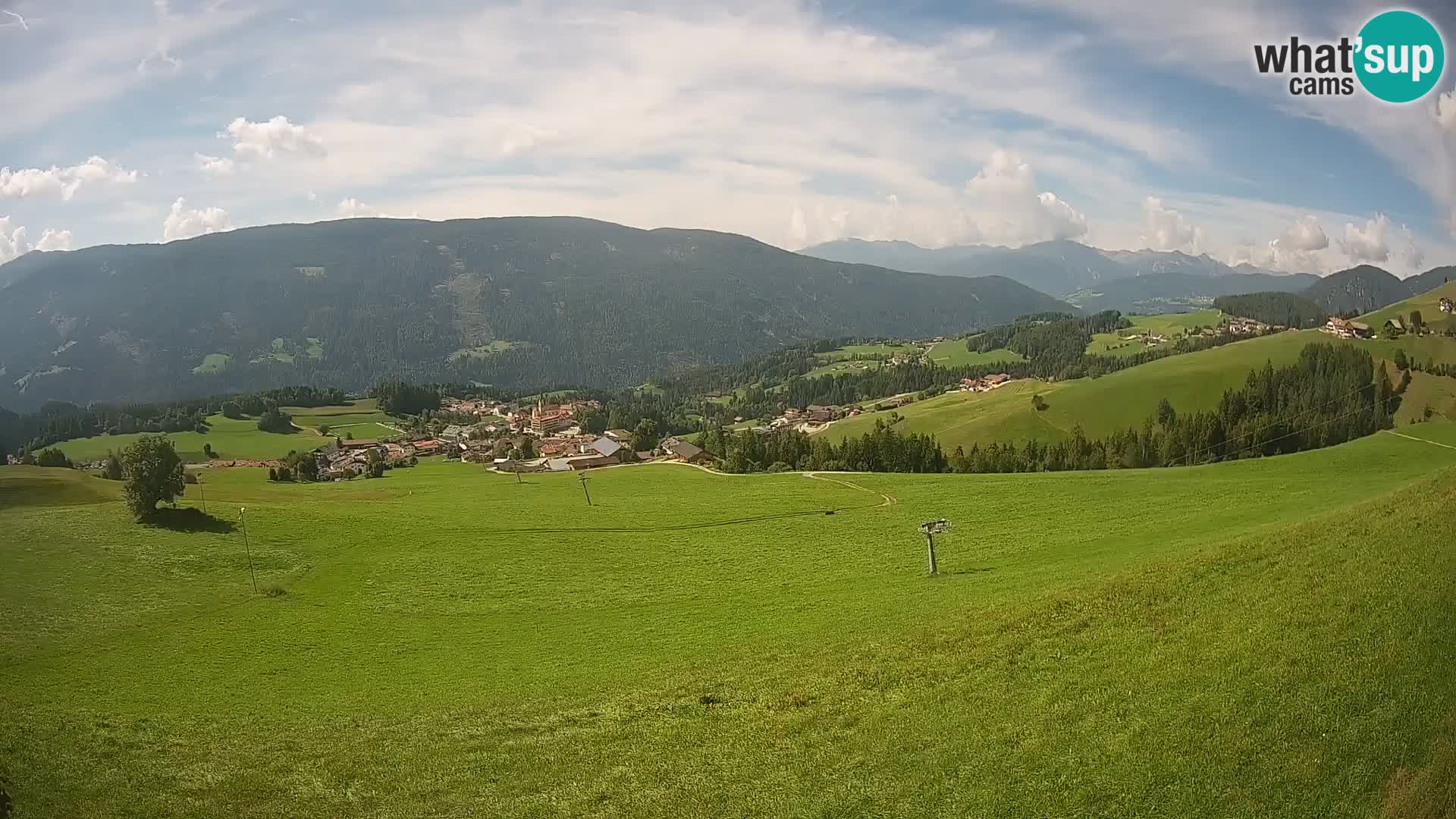 Spletna kamera Terenten (1210m) – Pogled v živo na dolino Pusteria