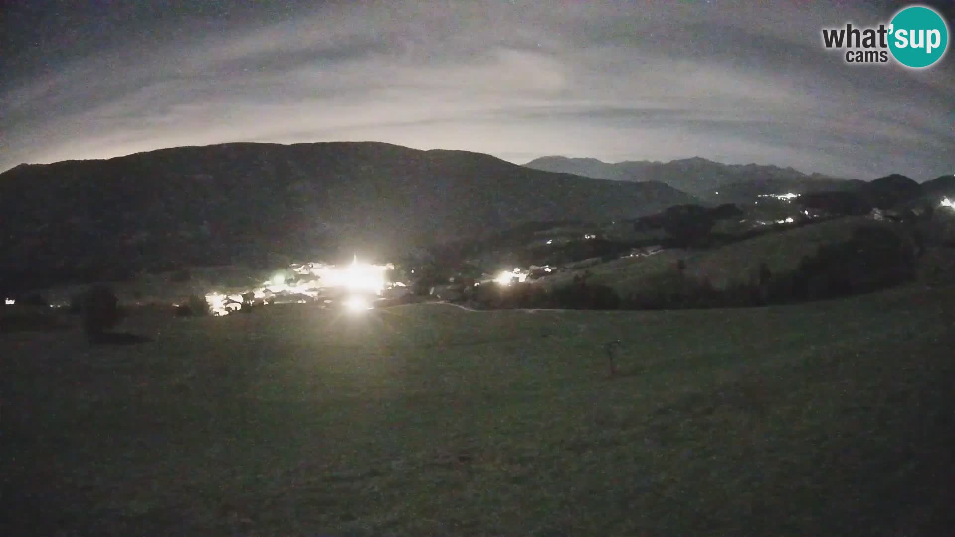 Spletna kamera Terenten (1210m) – Pogled v živo na dolino Pusteria