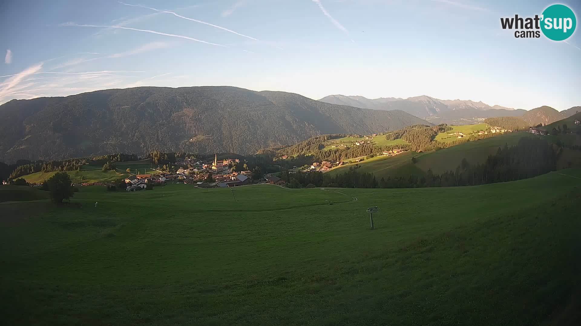 Spletna kamera Terenten (1210m) – Pogled v živo na dolino Pusteria