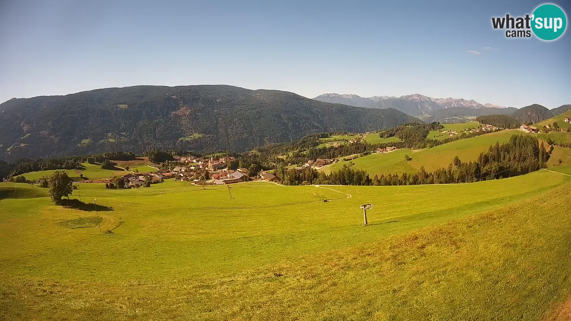 Spletna kamera Terenten (1210m) – Pogled v živo na dolino Pusteria