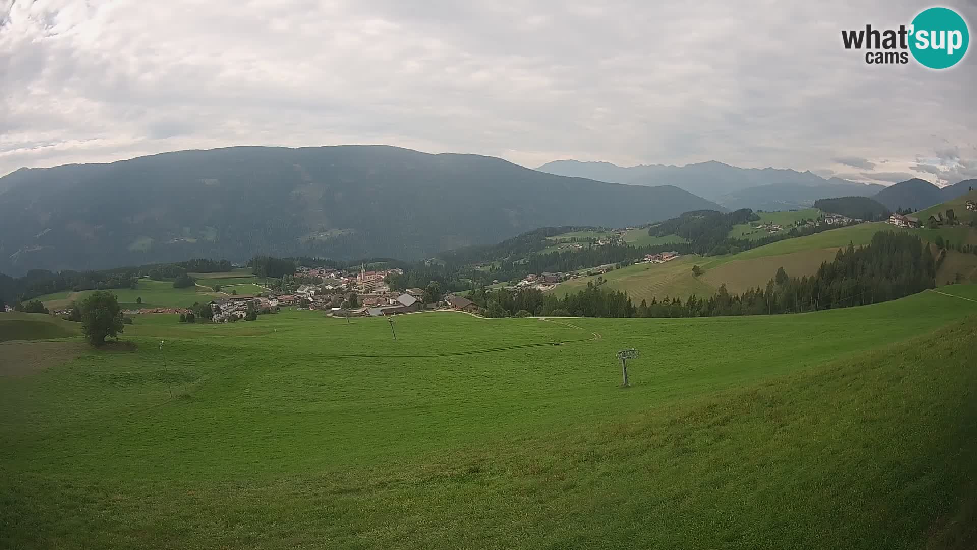 Spletna kamera Terenten (1210m) – Pogled v živo na dolino Pusteria