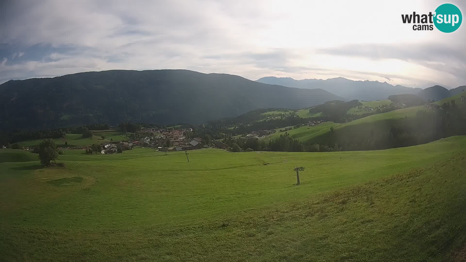 Spletna kamera Terenten (1210m) – Pogled v živo na dolino Pusteria