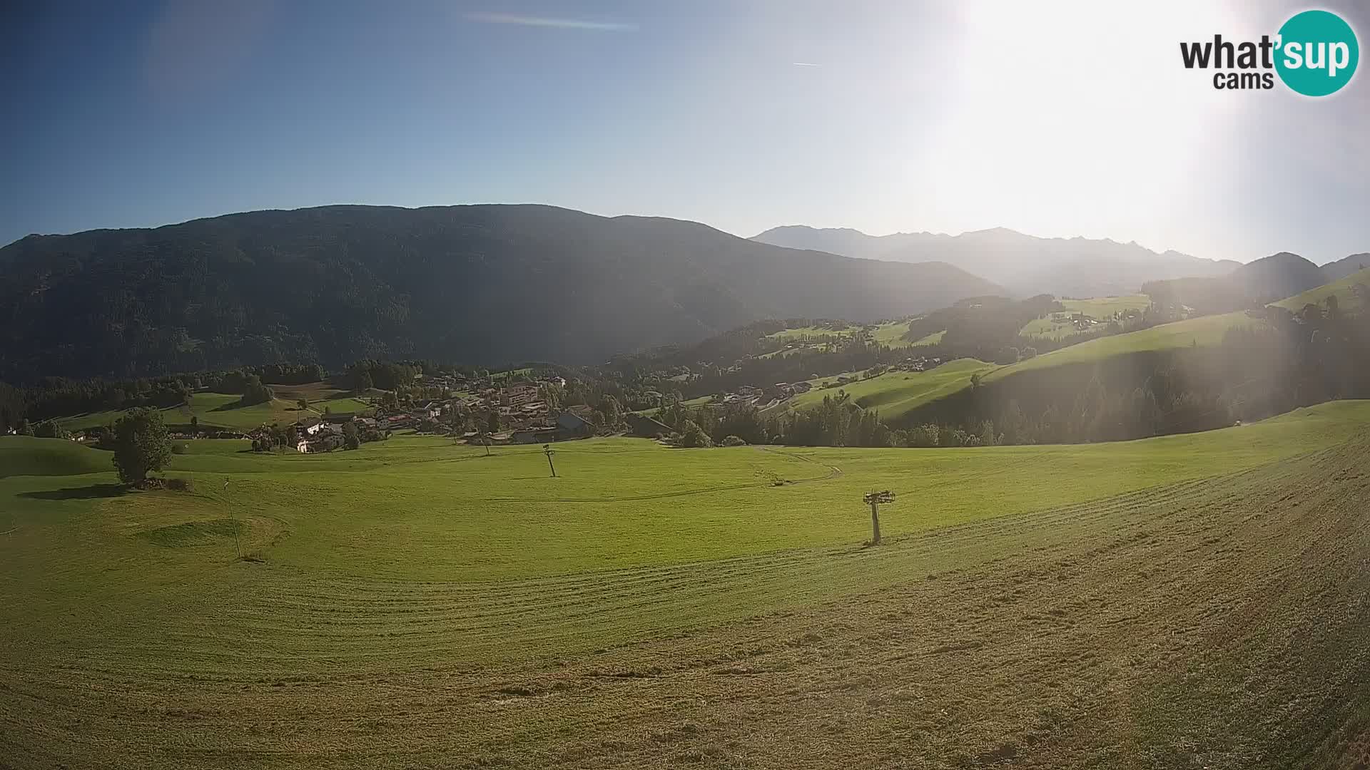 Spletna kamera Terenten (1210m) – Pogled v živo na dolino Pusteria