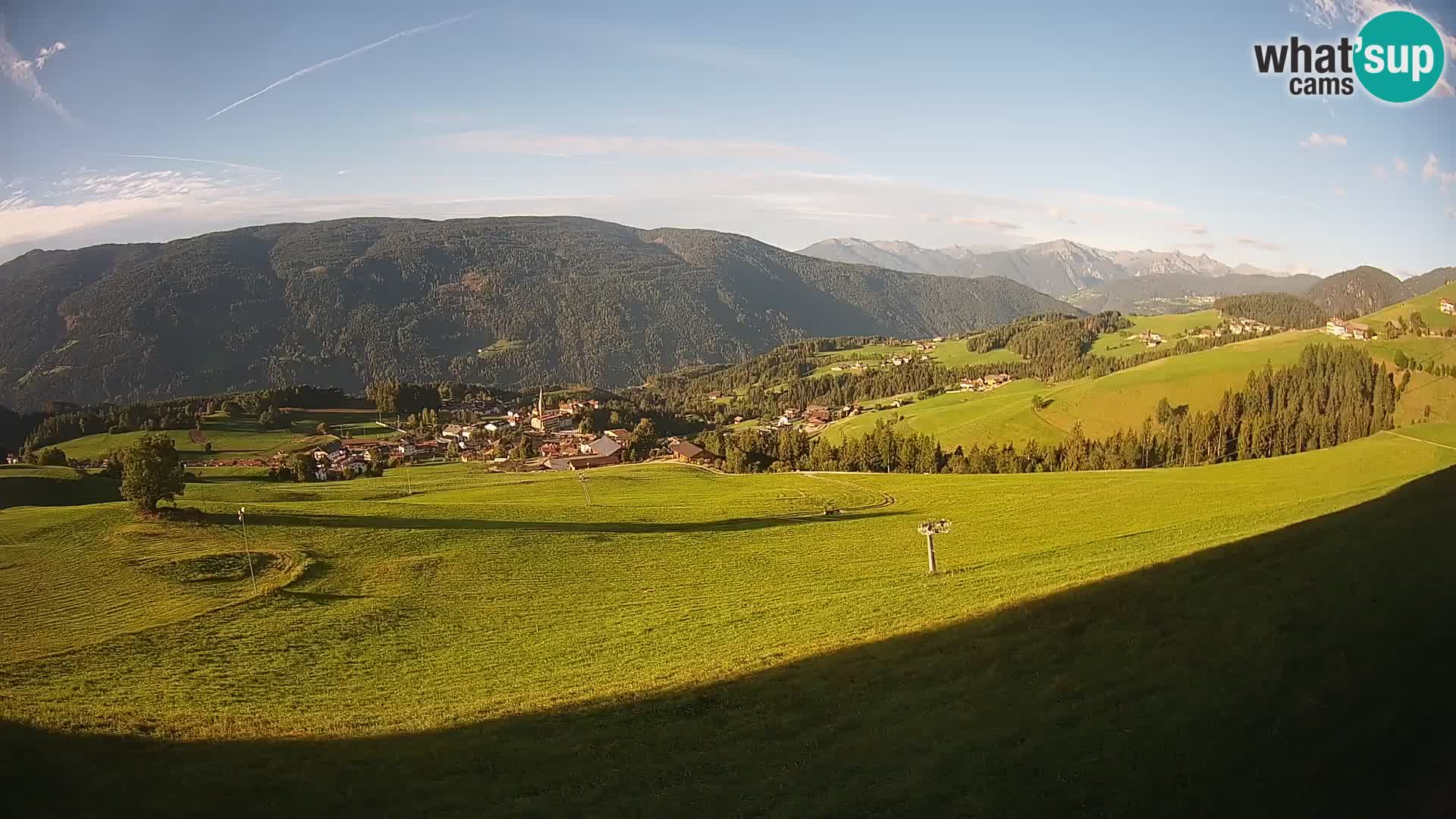 Spletna kamera Terenten (1210m) – Pogled v živo na dolino Pusteria