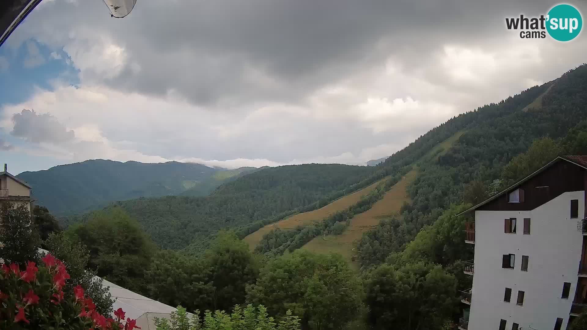 Cardini di Roburent – pogled na Monte Alpet