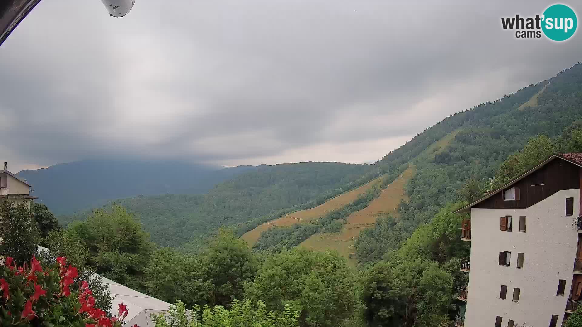 Cardini di Roburent – pogled na Monte Alpet