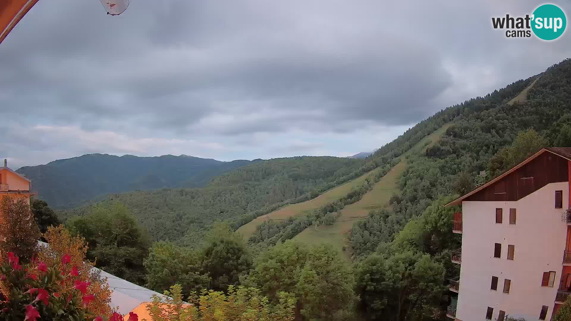 Cardini di Roburent – pogled na Monte Alpet