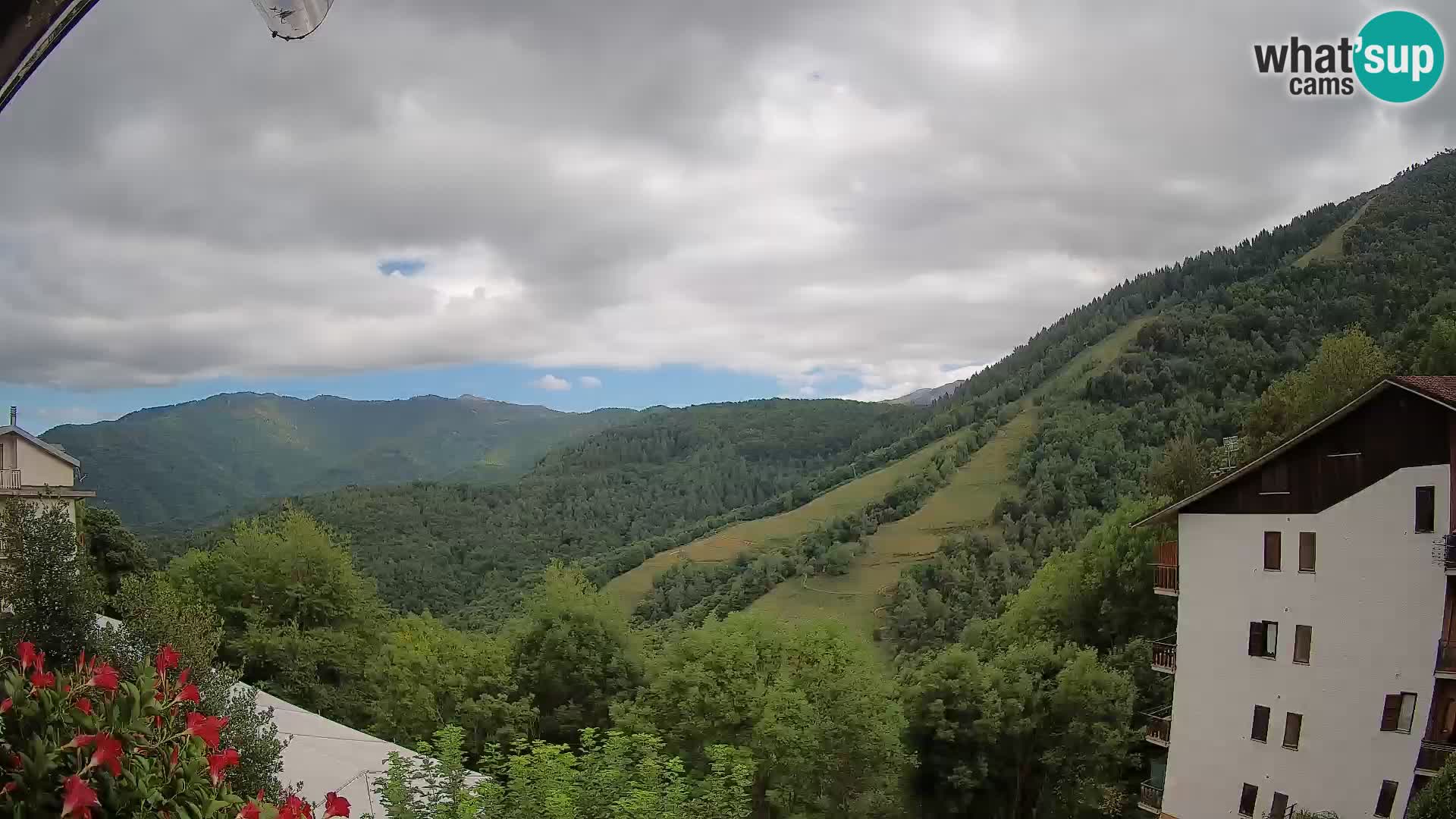 Cardini di Roburent – pogled na Monte Alpet