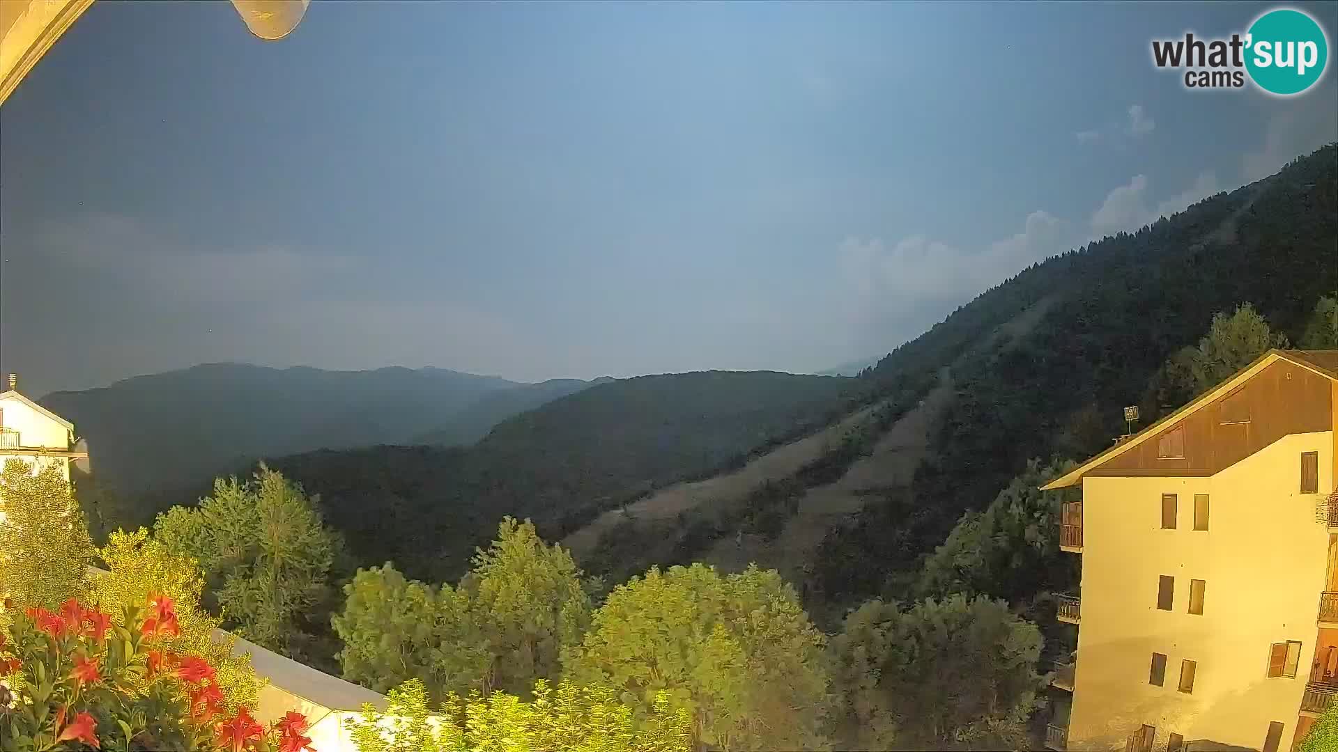 Cardini di Roburent – pogled na Monte Alpet