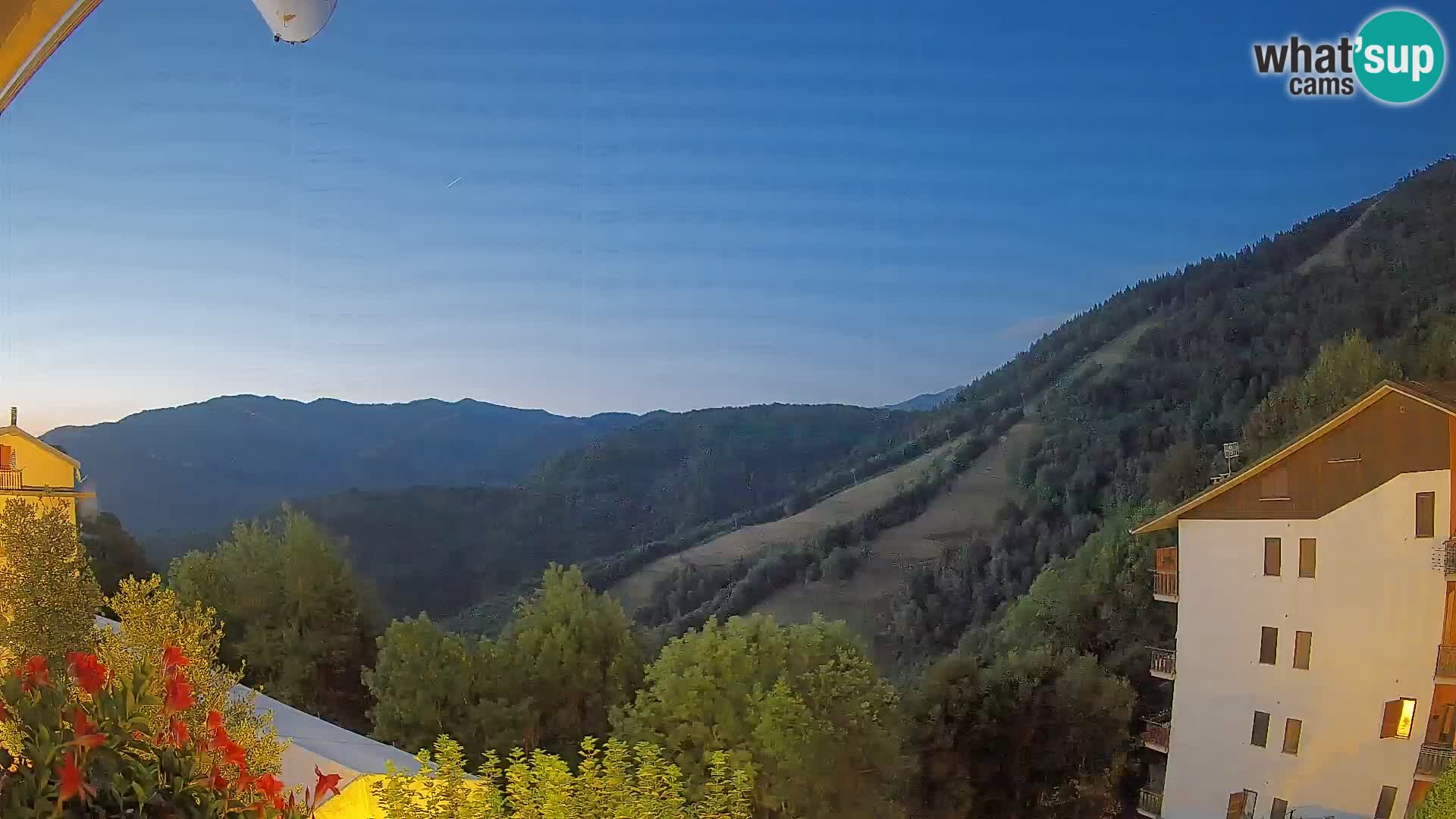 Cardini di Roburent – pogled na Monte Alpet