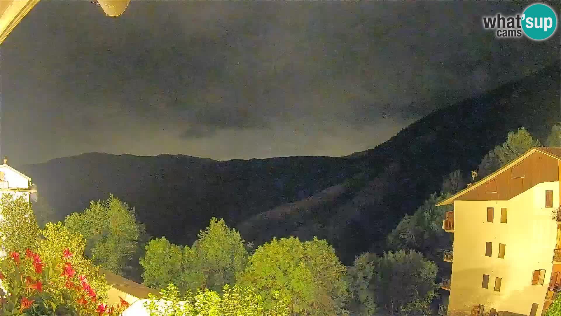 Cardini di Roburent – pogled na Monte Alpet
