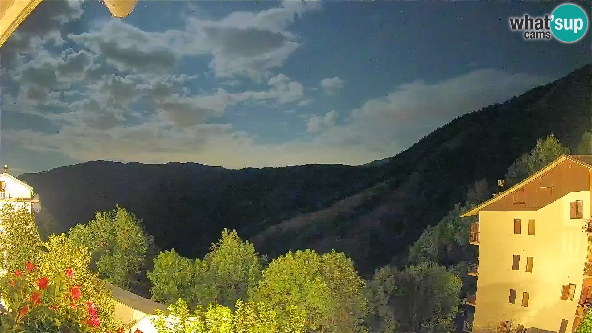Cardini di Roburent – pogled na Monte Alpet