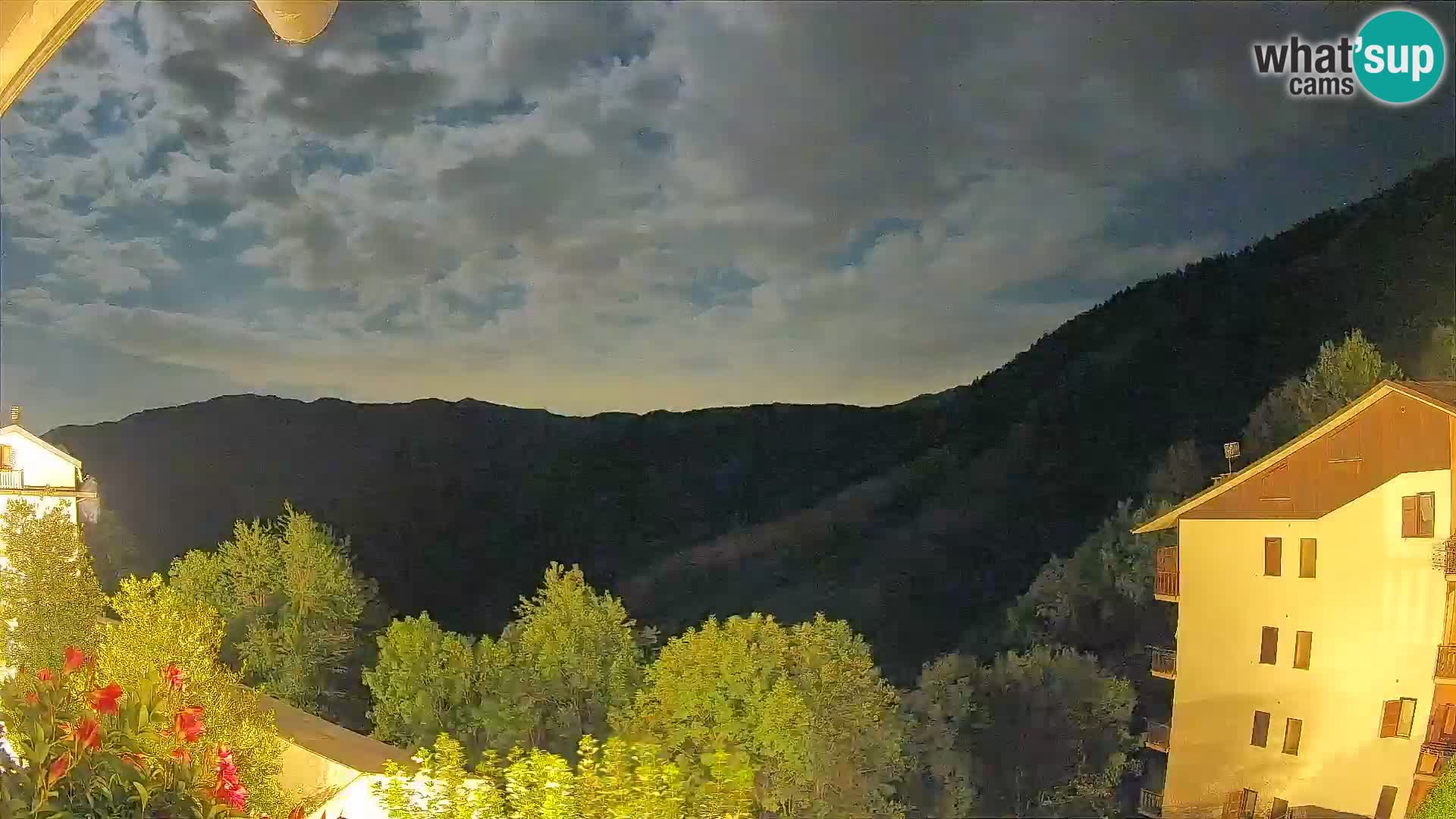 Cardini di Roburent – pogled na Monte Alpet