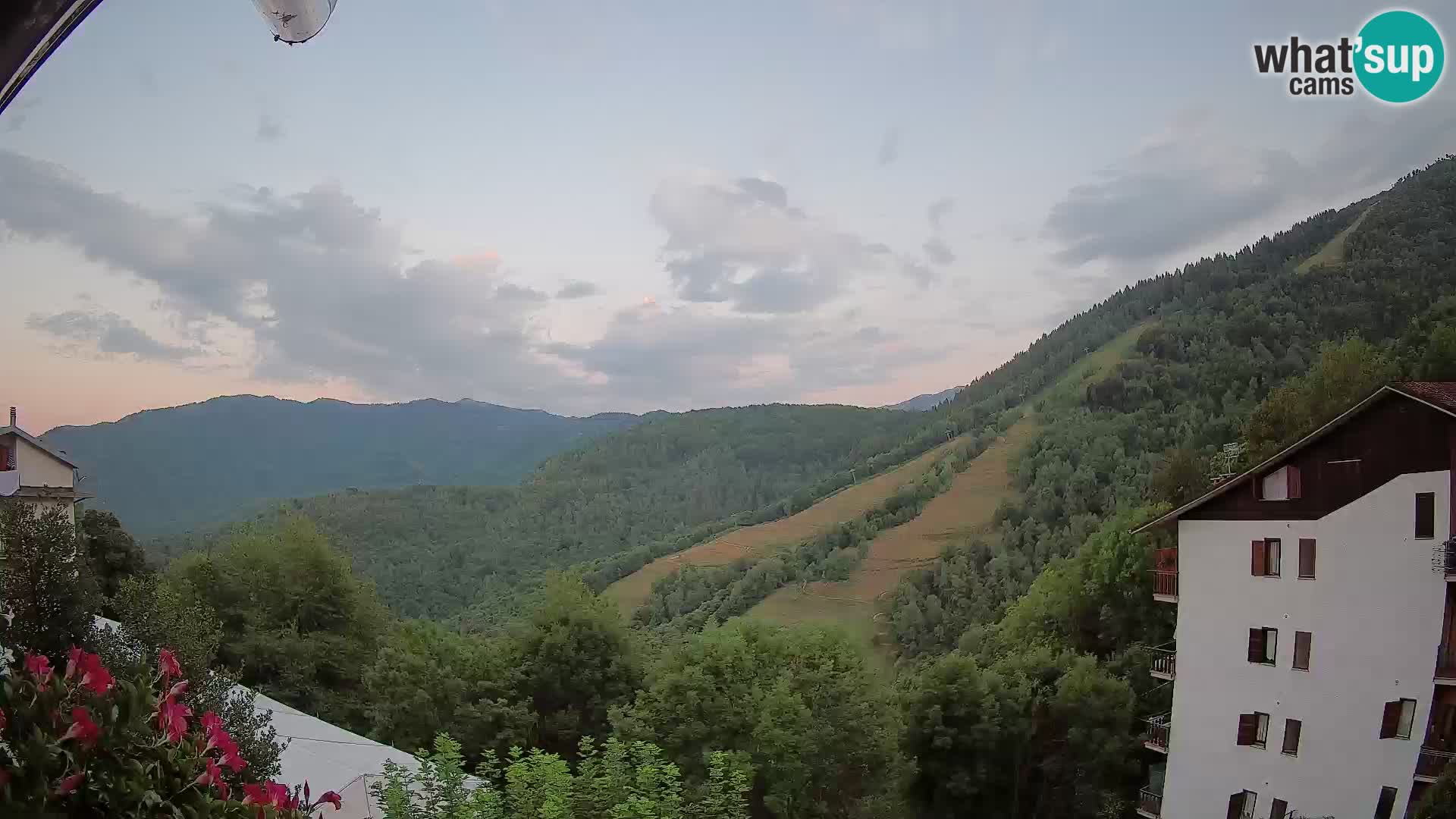 Cardini di Roburent – pogled na Monte Alpet