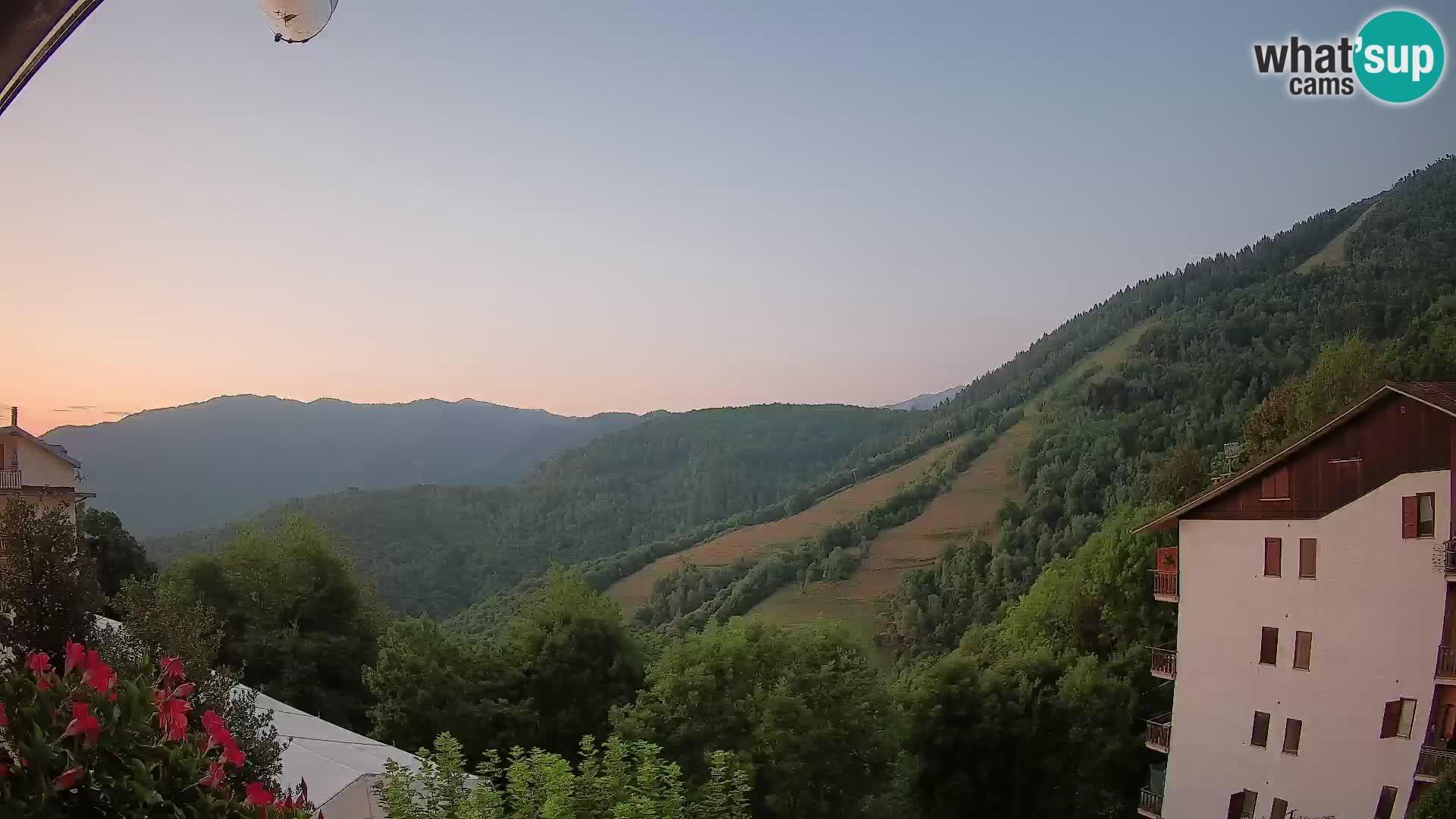 Cardini di Roburent – pogled na Monte Alpet