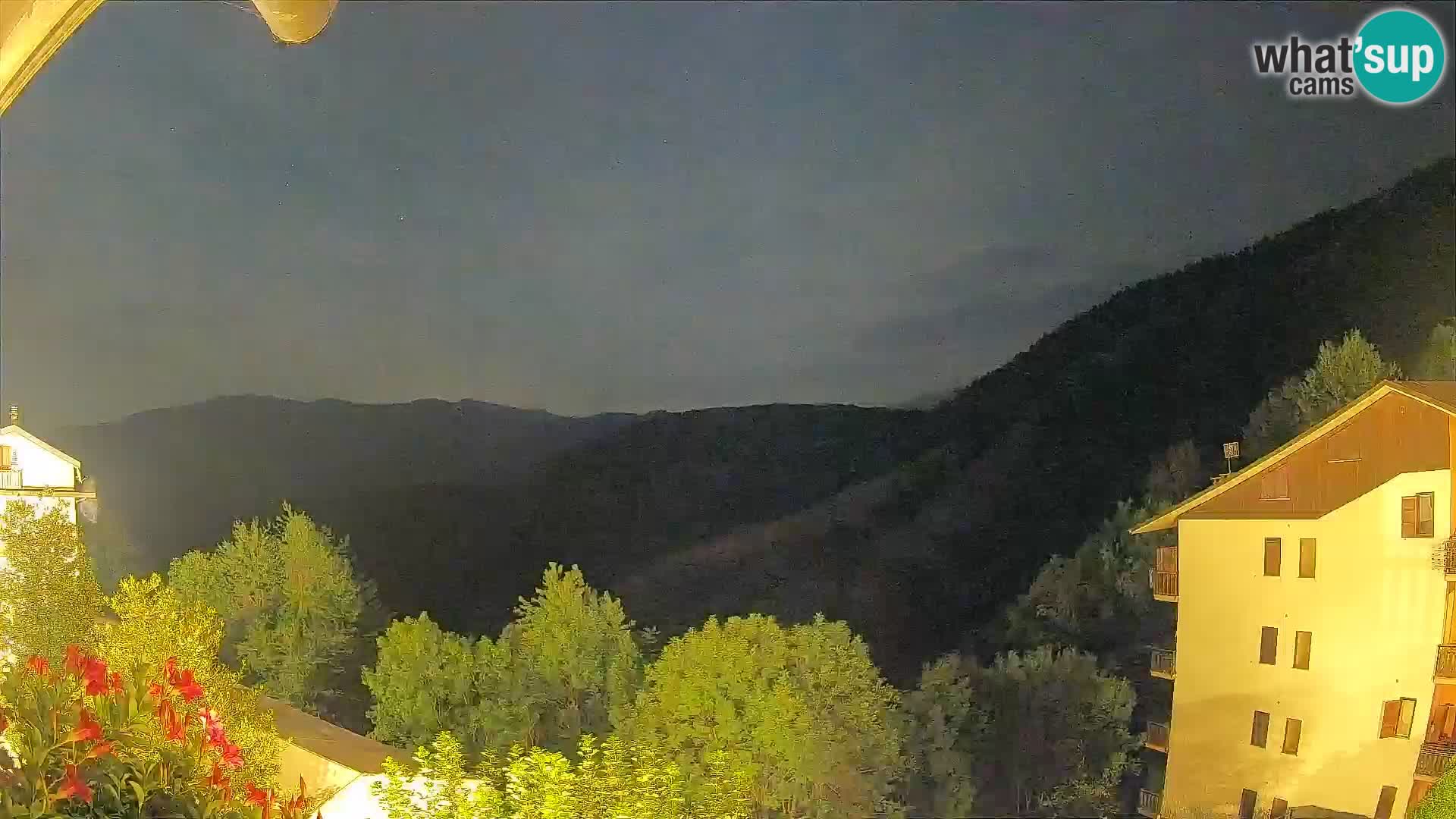 Cardini di Roburent – pogled na Monte Alpet