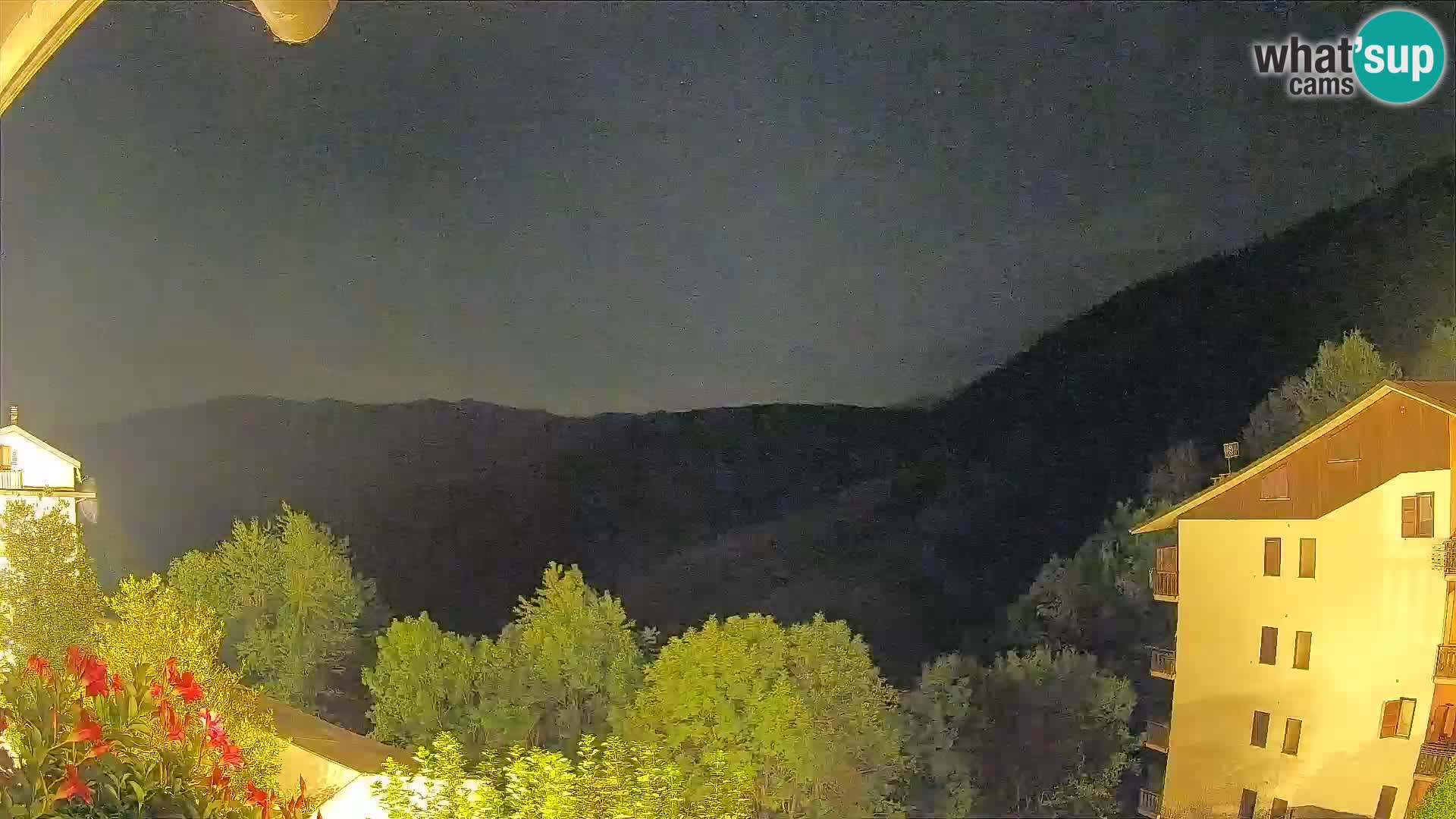 Cardini di Roburent – pogled na Monte Alpet