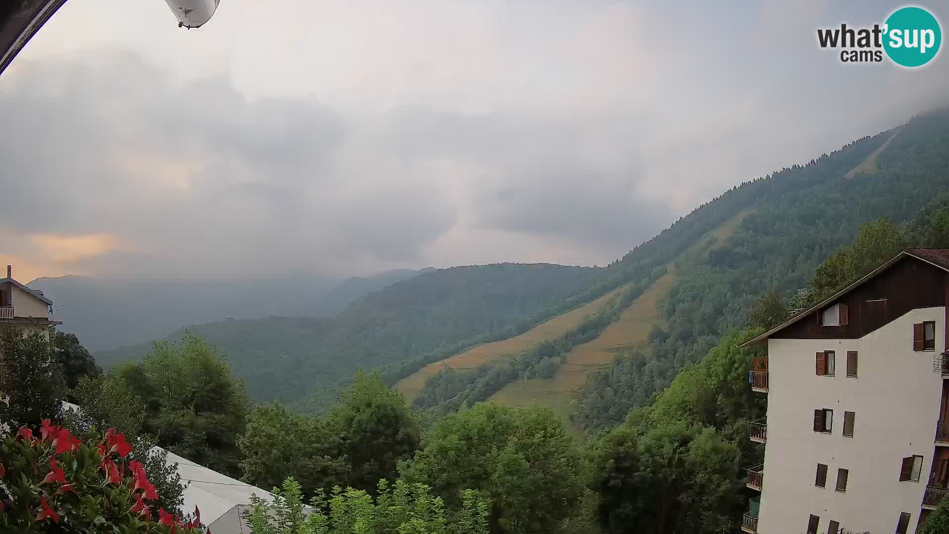 Cardini di Roburent – pogled na Monte Alpet