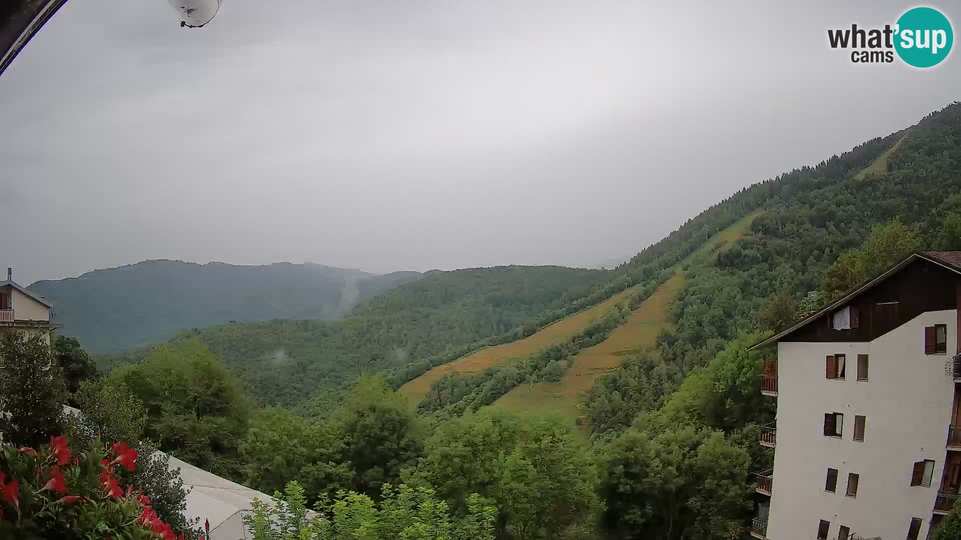 Cardini di Roburent – pogled na Monte Alpet