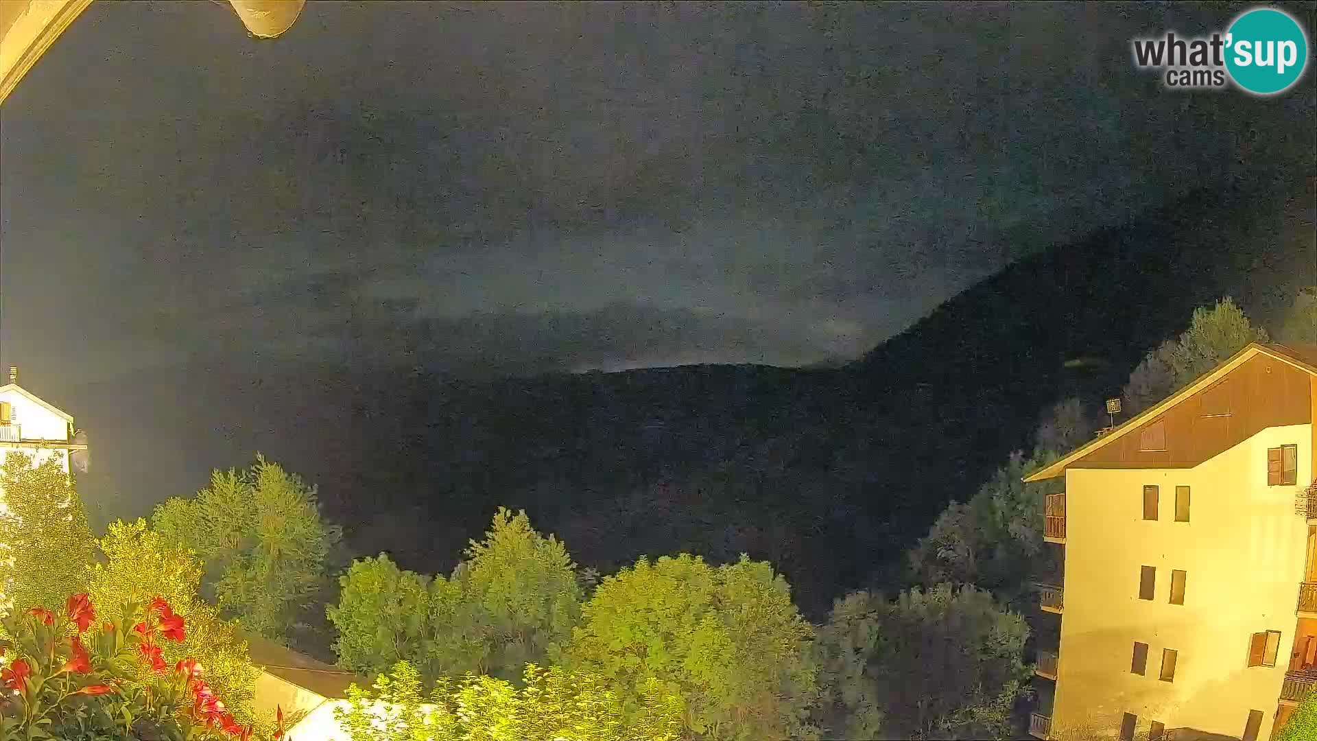 Cardini di Roburent – pogled na Monte Alpet