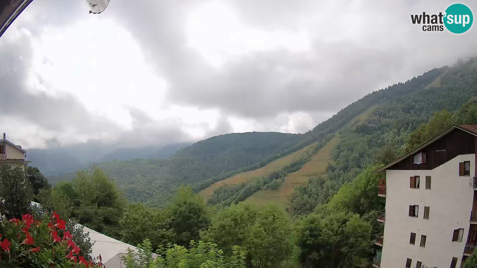 Cardini di Roburent – pogled na Monte Alpet