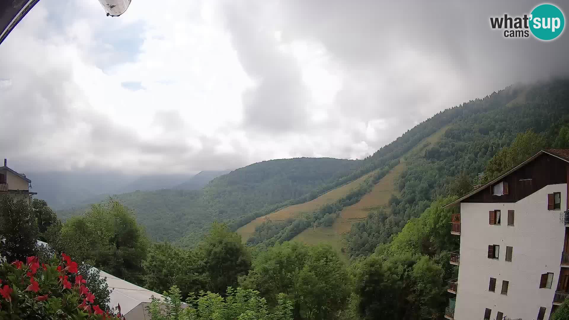 Cardini di Roburent – pogled na Monte Alpet