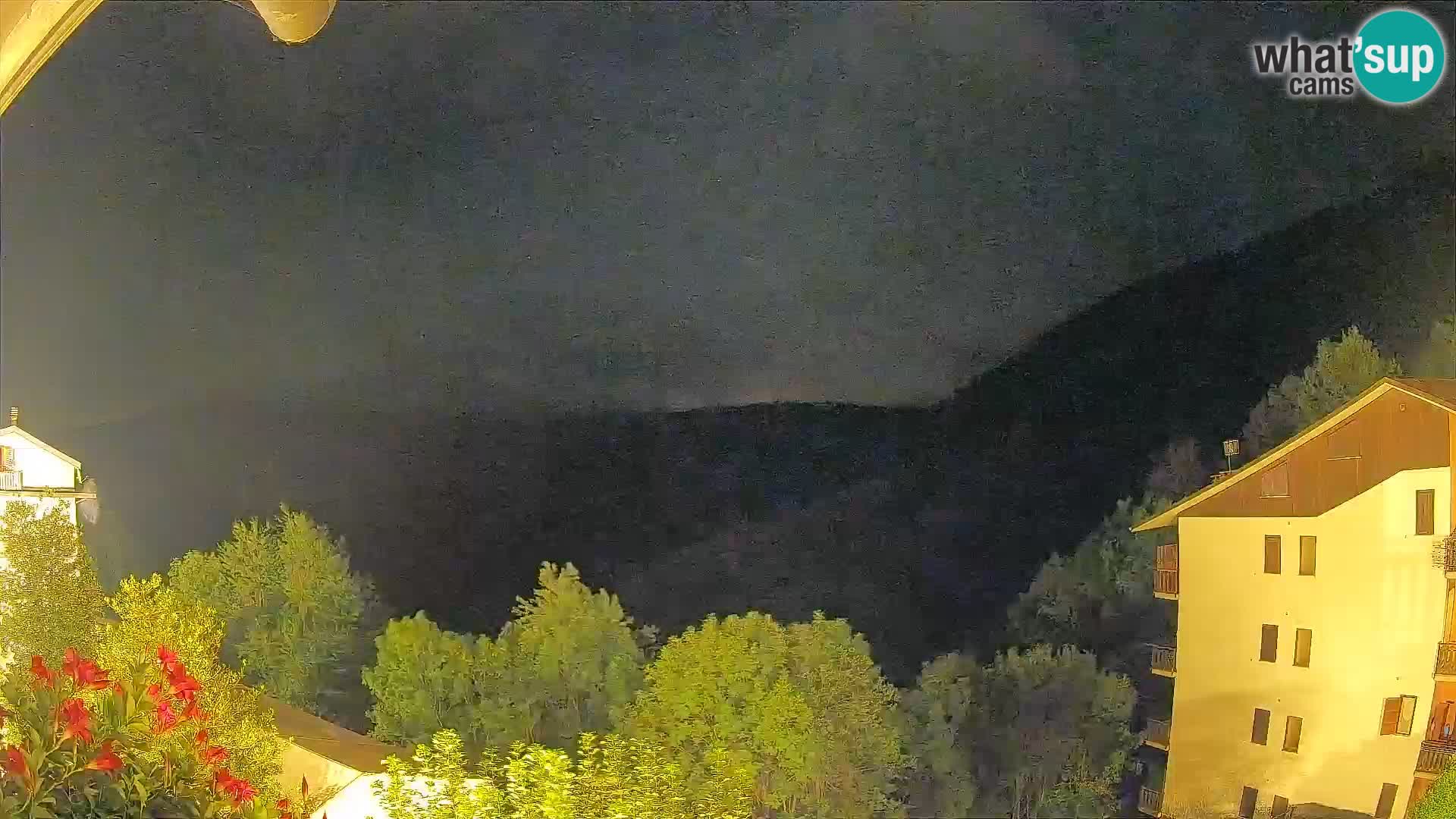 Cardini di Roburent – pogled na Monte Alpet