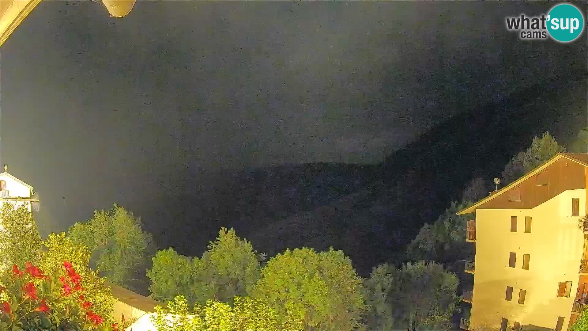 Cardini di Roburent – pogled na Monte Alpet