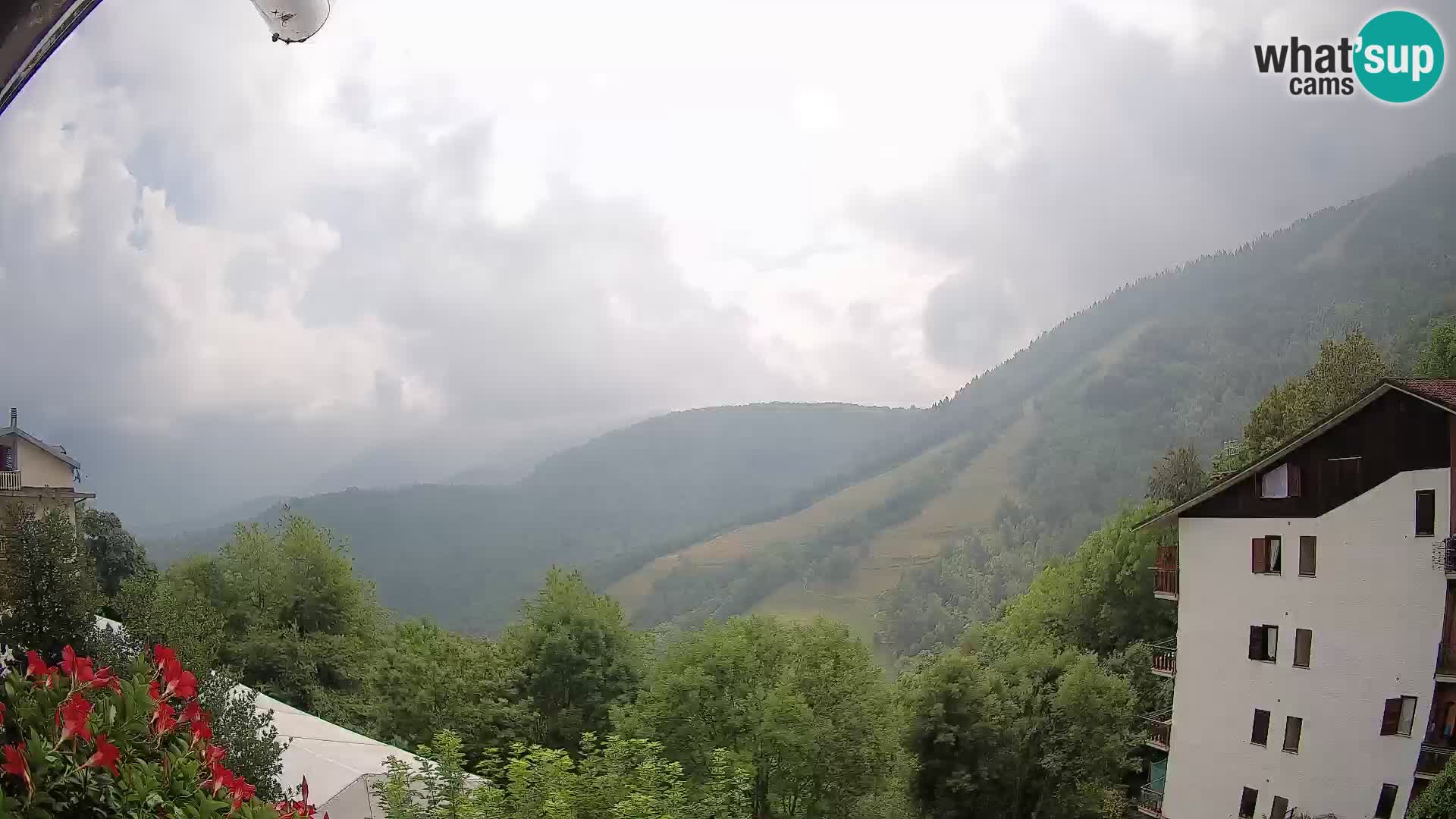 Cardini di Roburent – pogled na Monte Alpet