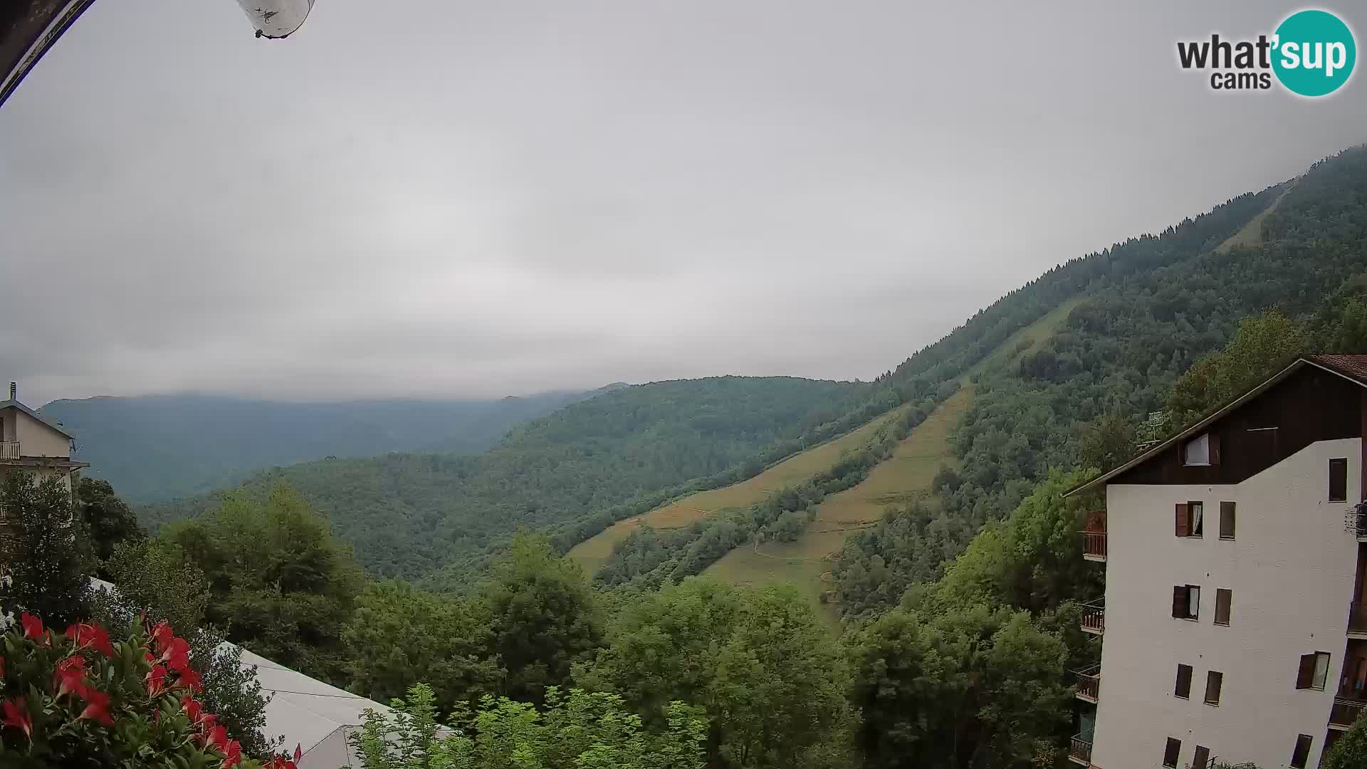 Cardini di Roburent – pogled na Monte Alpet
