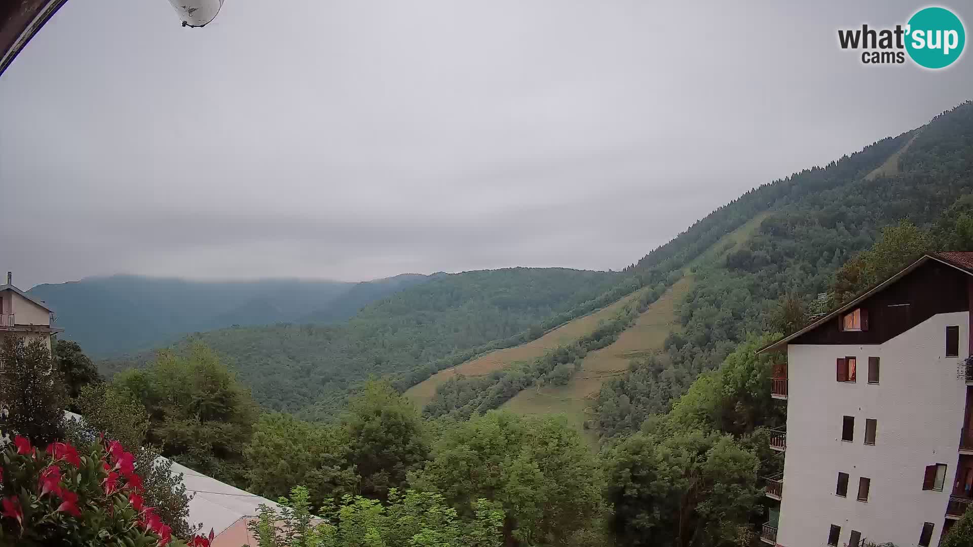 Cardini di Roburent – pogled na Monte Alpet