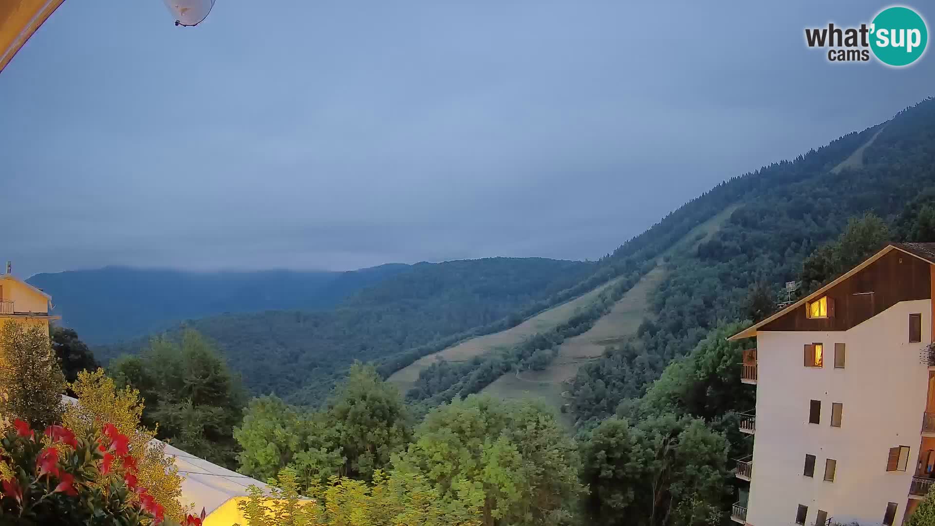 Cardini di Roburent – pogled na Monte Alpet