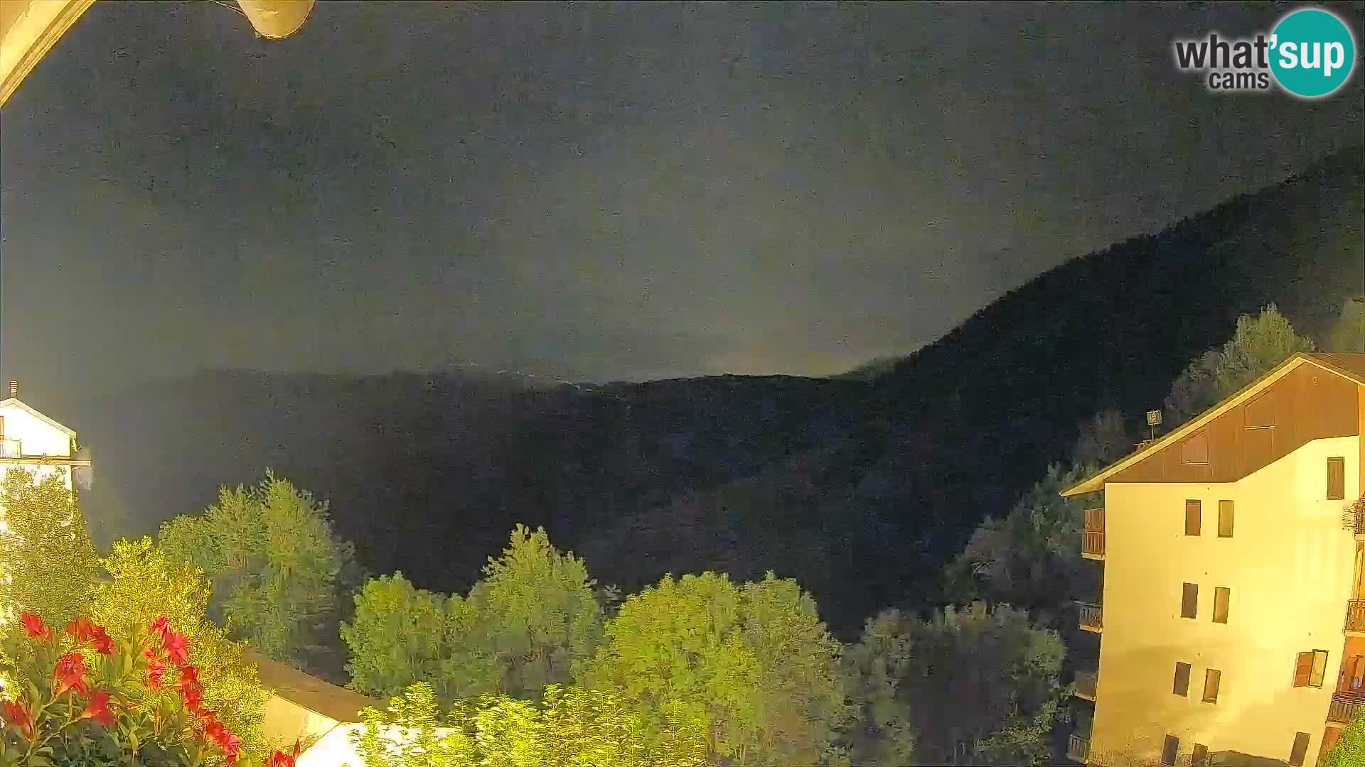Cardini di Roburent – pogled na Monte Alpet