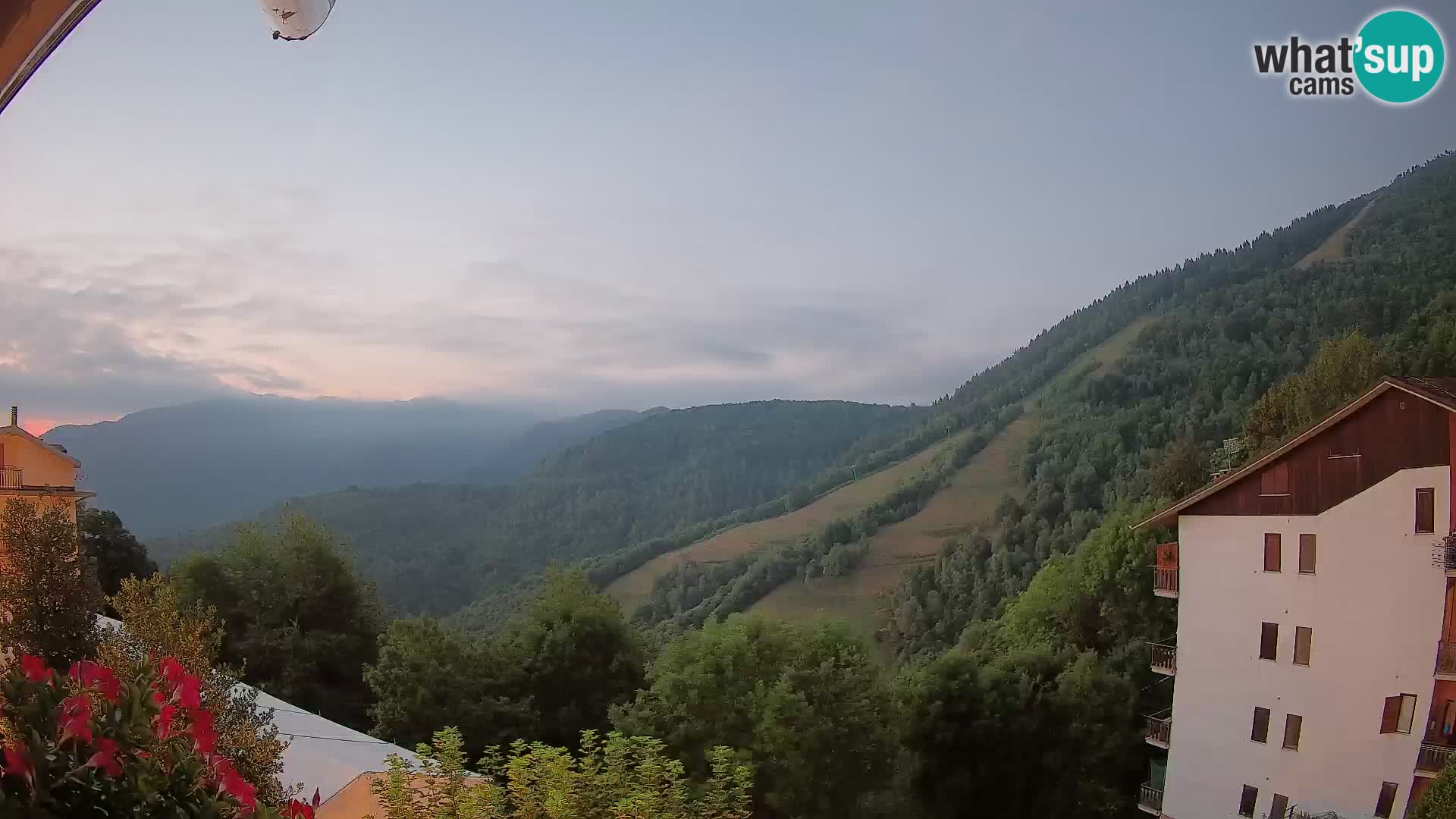 Cardini di Roburent – pogled na Monte Alpet