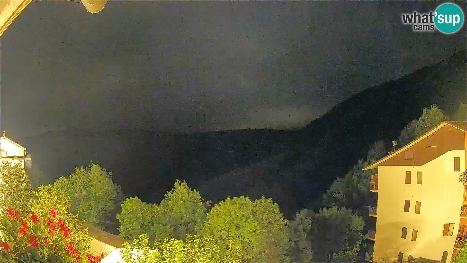 Cardini di Roburent – pogled na Monte Alpet