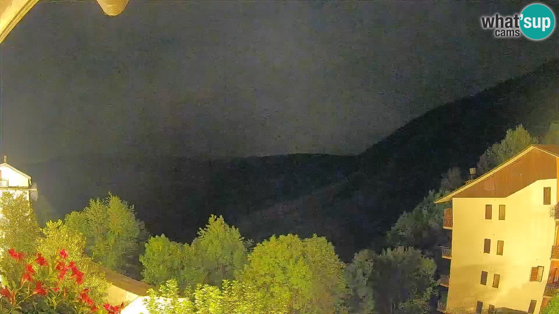 Cardini di Roburent – pogled na Monte Alpet