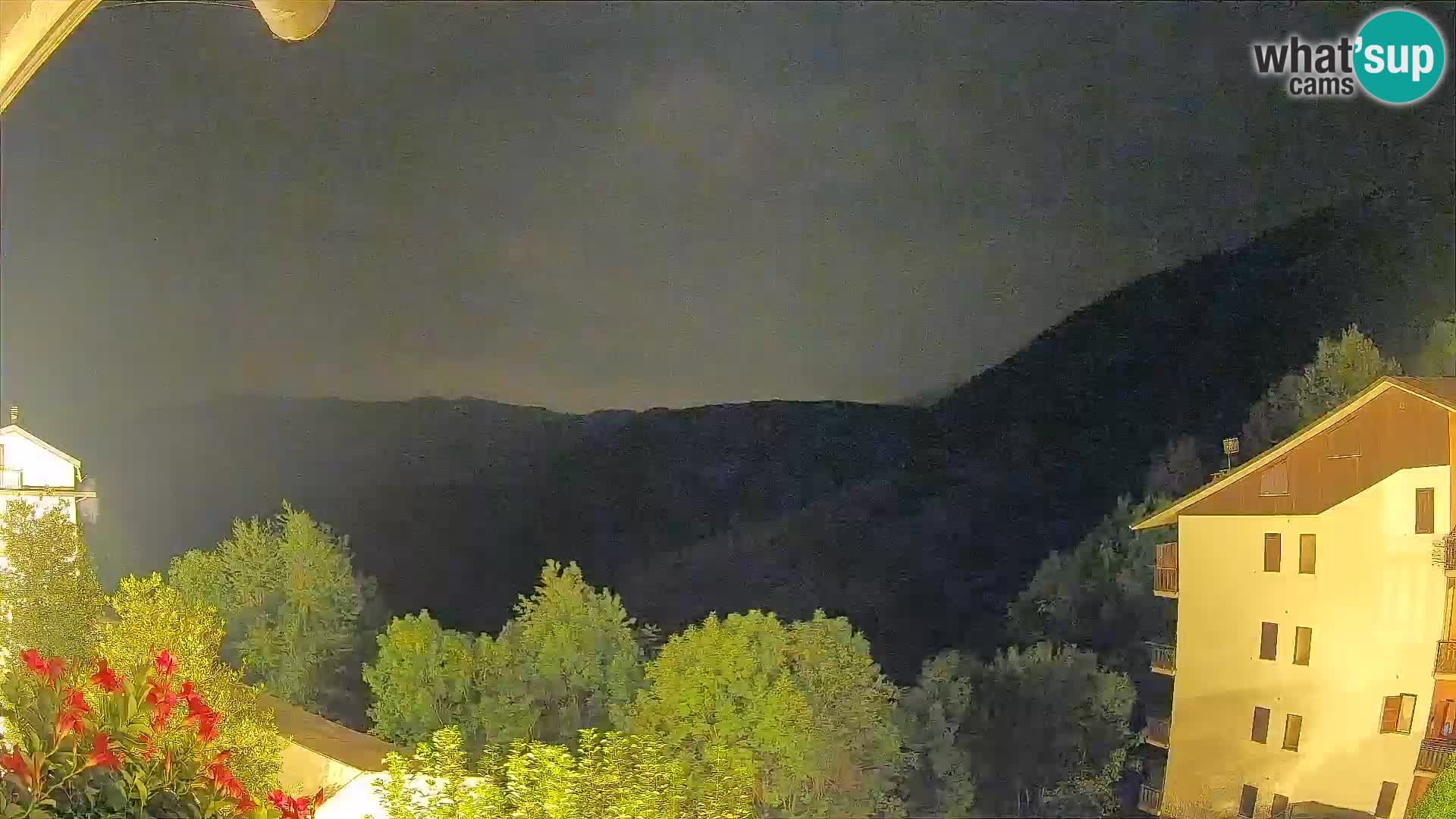 Cardini di Roburent – pogled na Monte Alpet
