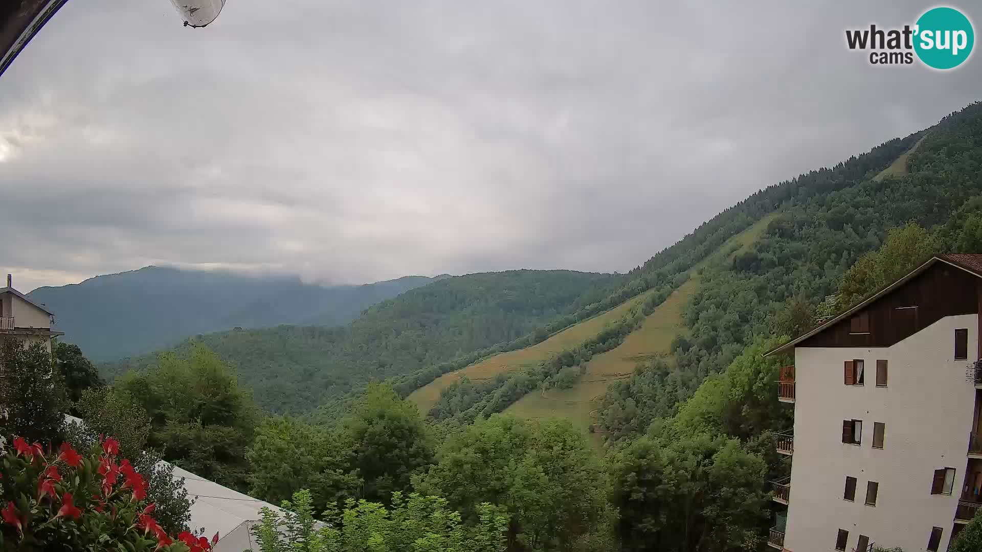 Cardini di Roburent – view to Monte Alpet