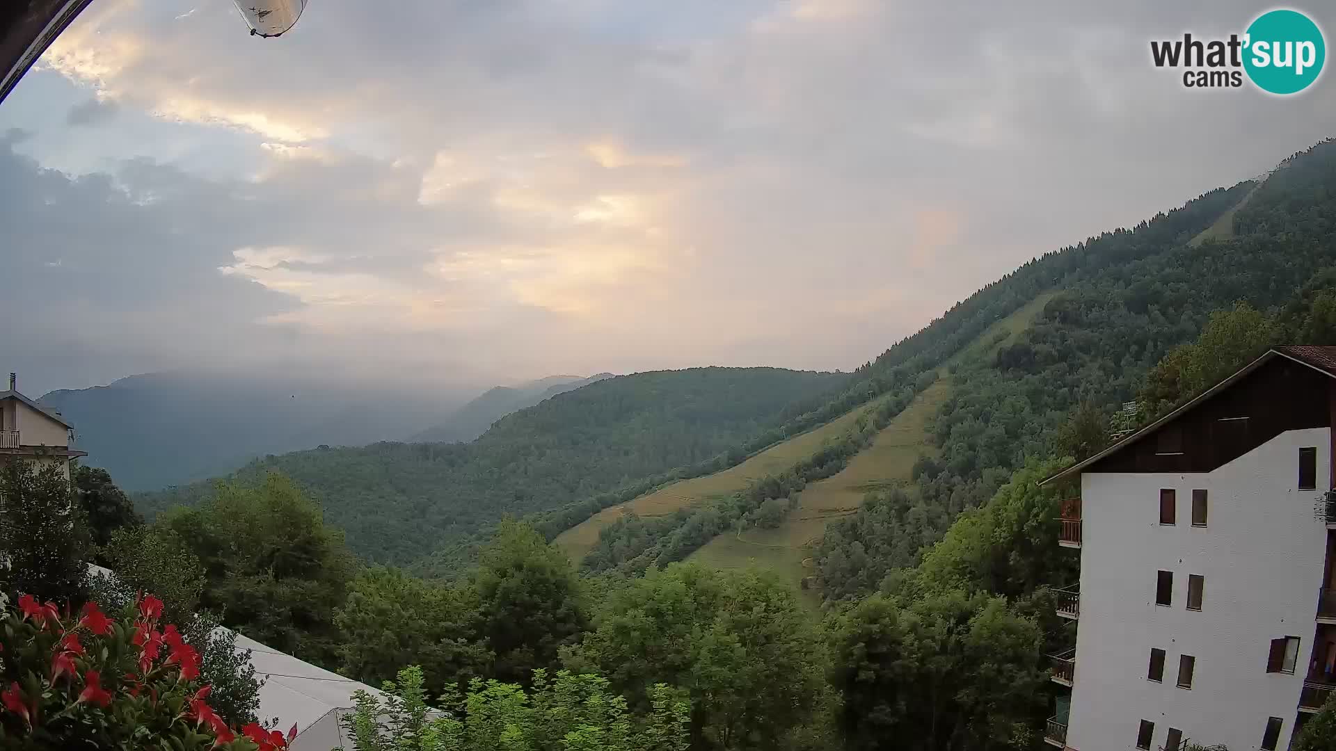 Cardini di Roburent – pogled na Monte Alpet