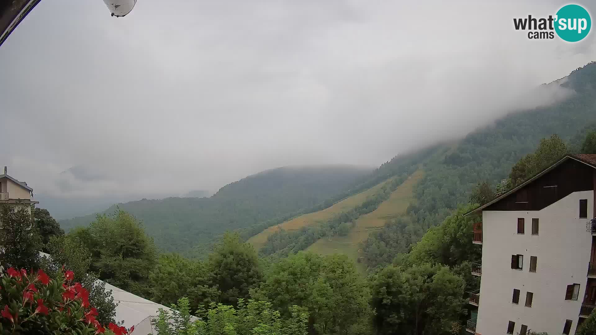 Cardini di Roburent – pogled na Monte Alpet