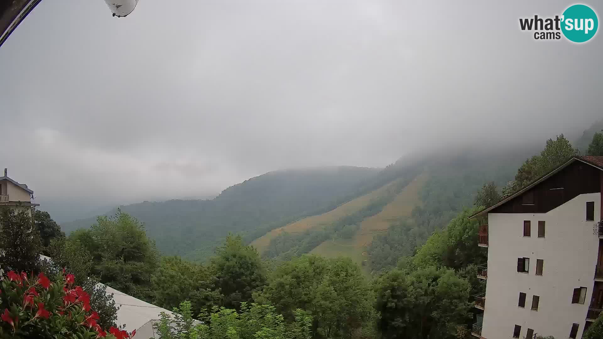 Cardini di Roburent – pogled na Monte Alpet