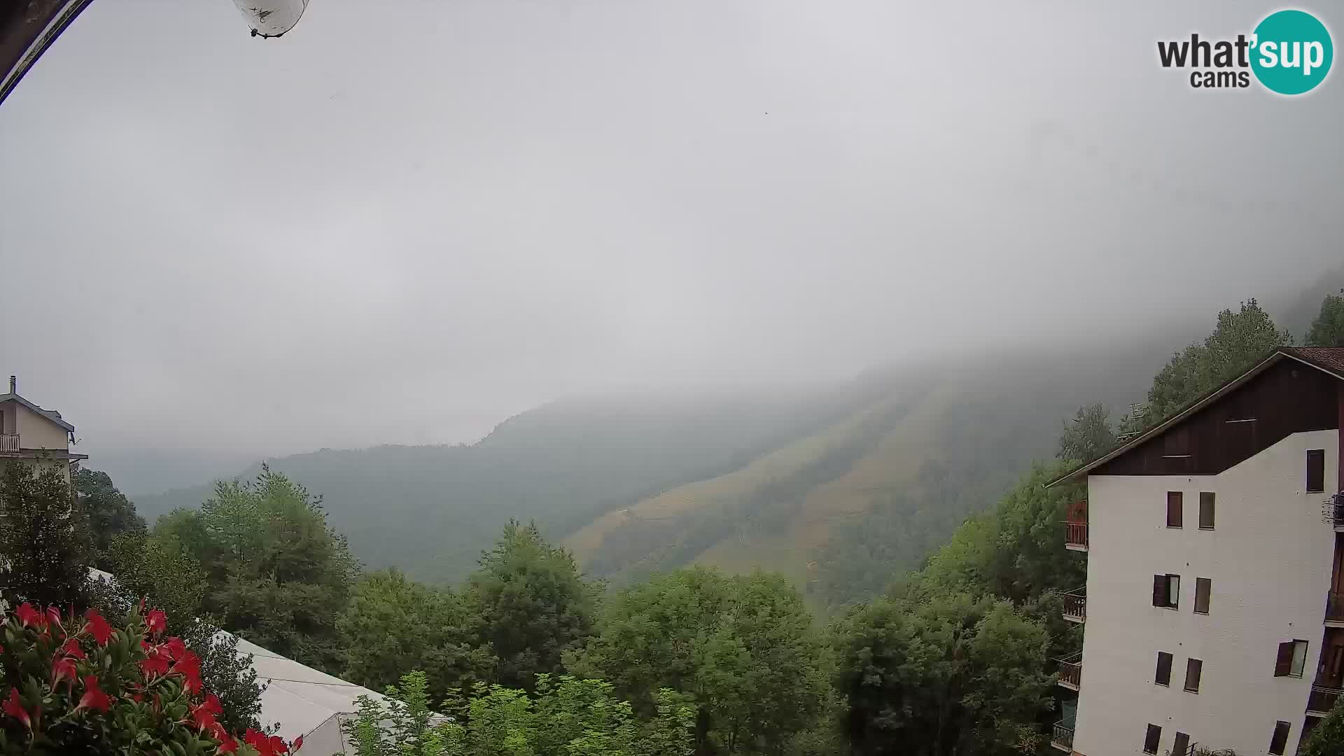 Cardini di Roburent – pogled na Monte Alpet
