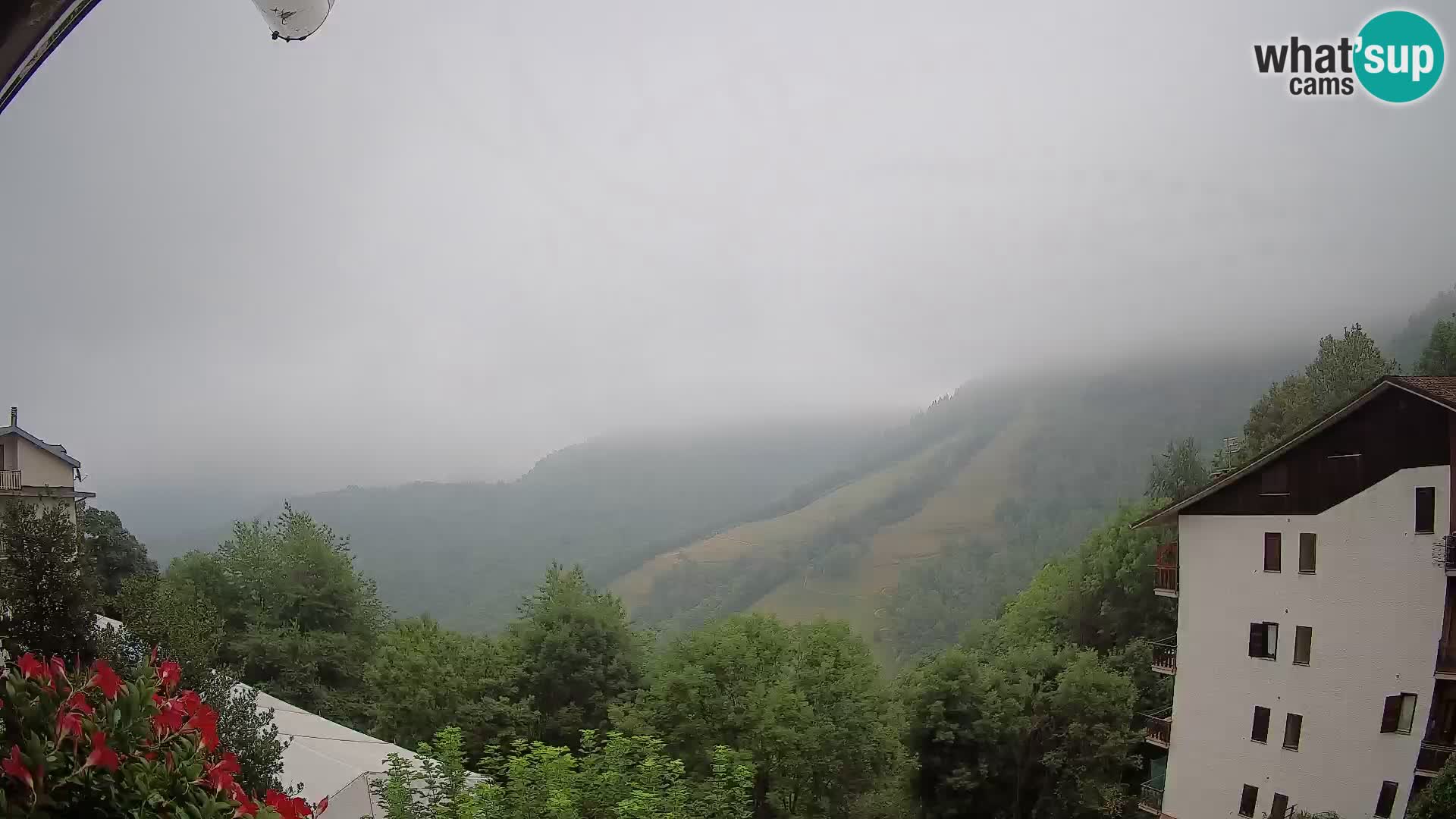 Cardini di Roburent – pogled na Monte Alpet
