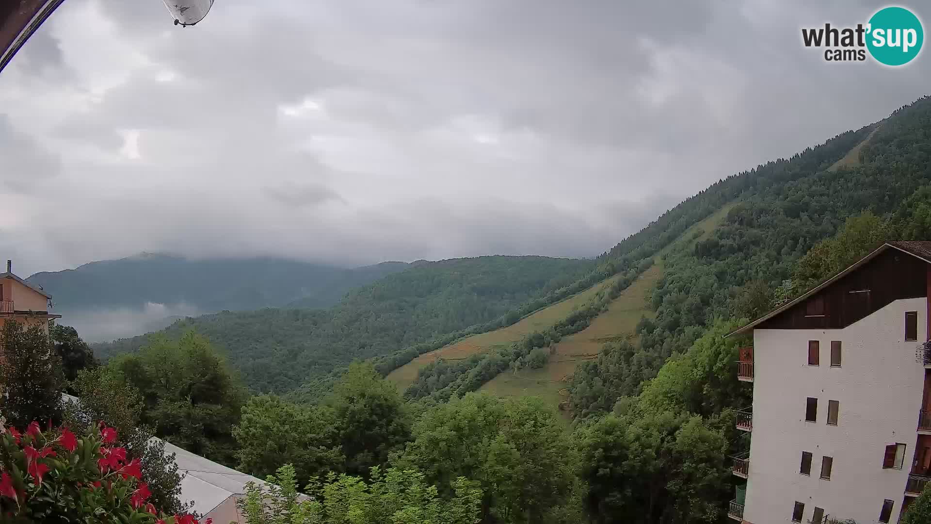 Cardini di Roburent – pogled na Monte Alpet